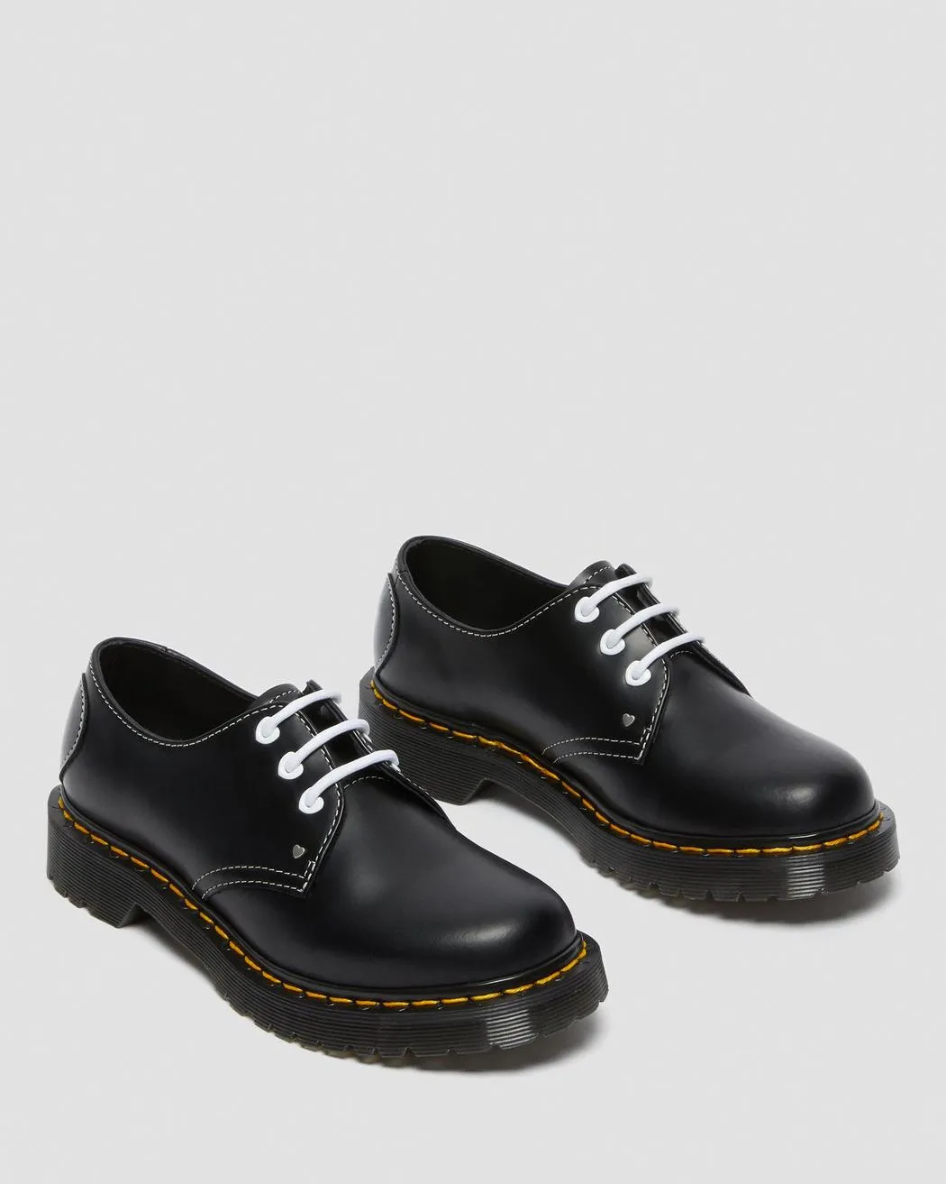 1461 HEARTS BLACK SMOOTH PATENT OXFORD SHOE