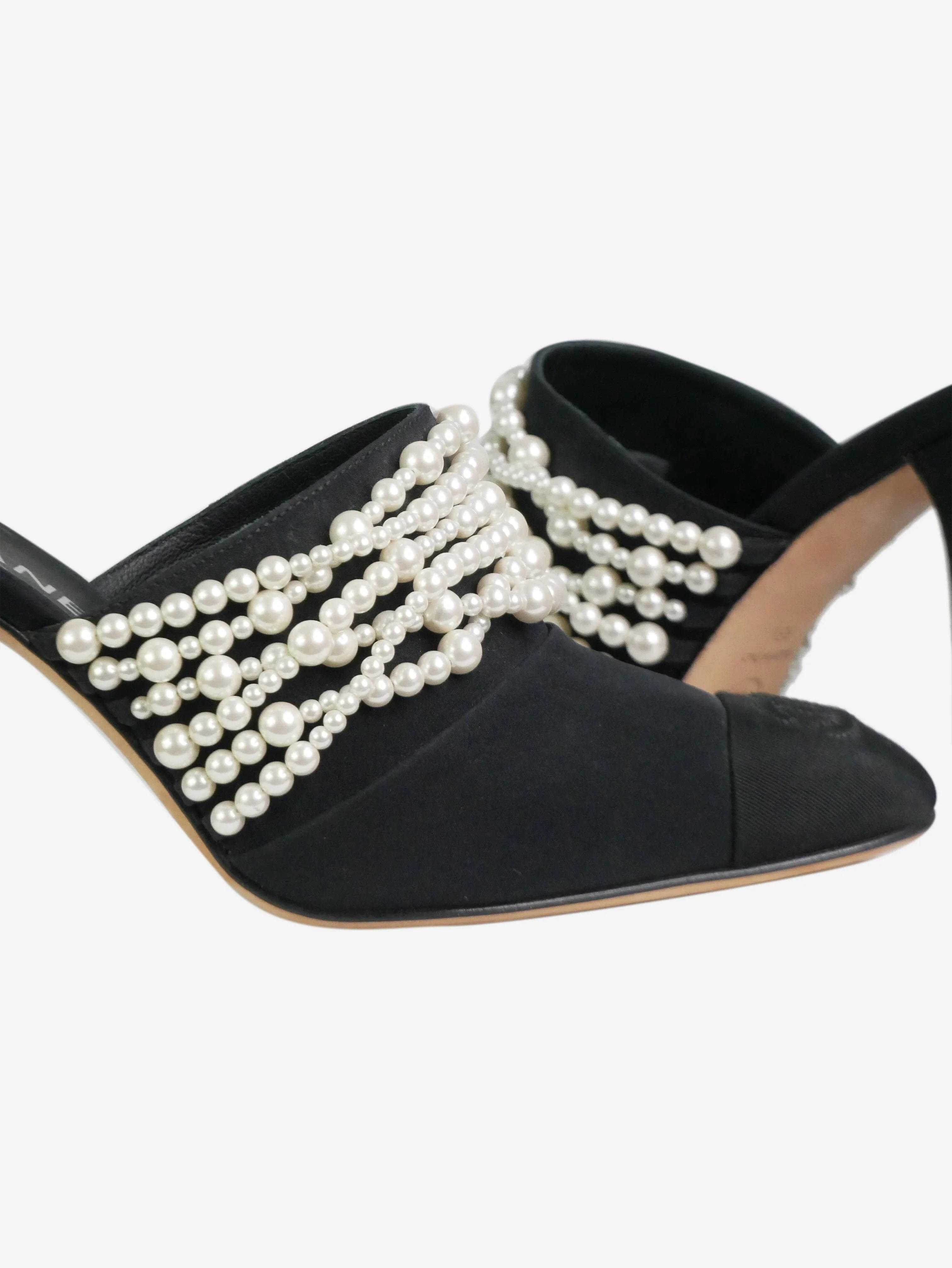 Black pearl detail heeled mules - size EU 38.5